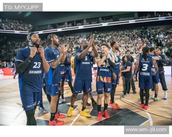 2016年季后赛第三场步行者对阵骑士精彩回顾与赛后分析